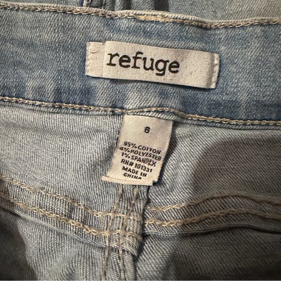 Refuge Mid Rise Light Wash Distressed Skinny Jeans Sz 6 - Picture 6 of 9